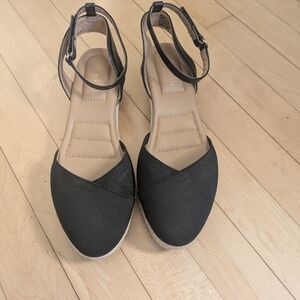 Kelly & Katie Nessa Black Espadrilles Women's Shoes